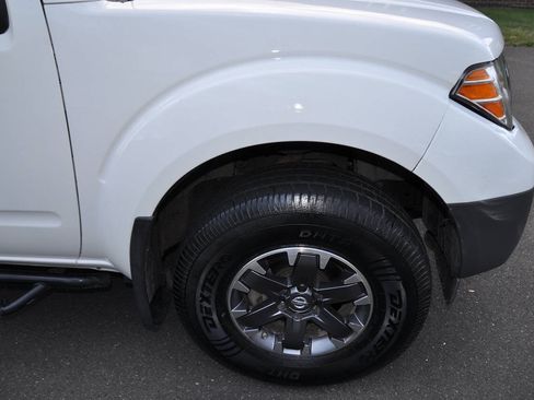 Used 2015 Nissan Frontier PRO-4X w/ Pro-4x Luxury Package AWD/4WD image 20