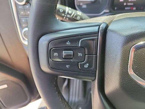 Used 2022 GMC Sierra 1500 AT4 w/ AT4 Preferred Package AWD/4WD image 26