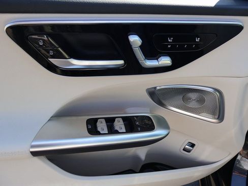 New 2025 Mercedes-Benz C 300 4MATIC Sedan image 24