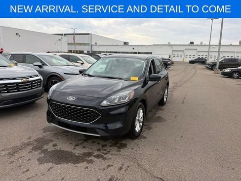 Used 2021 Ford Escape SE w/ Convenience Package FWD image 1