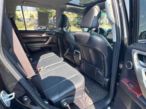 Used 2013 Lexus GX 460 Premium AWD/4WD image 19