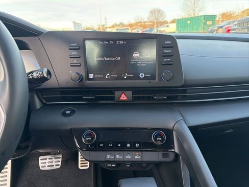 New 2025 Hyundai Elantra Sport image 17