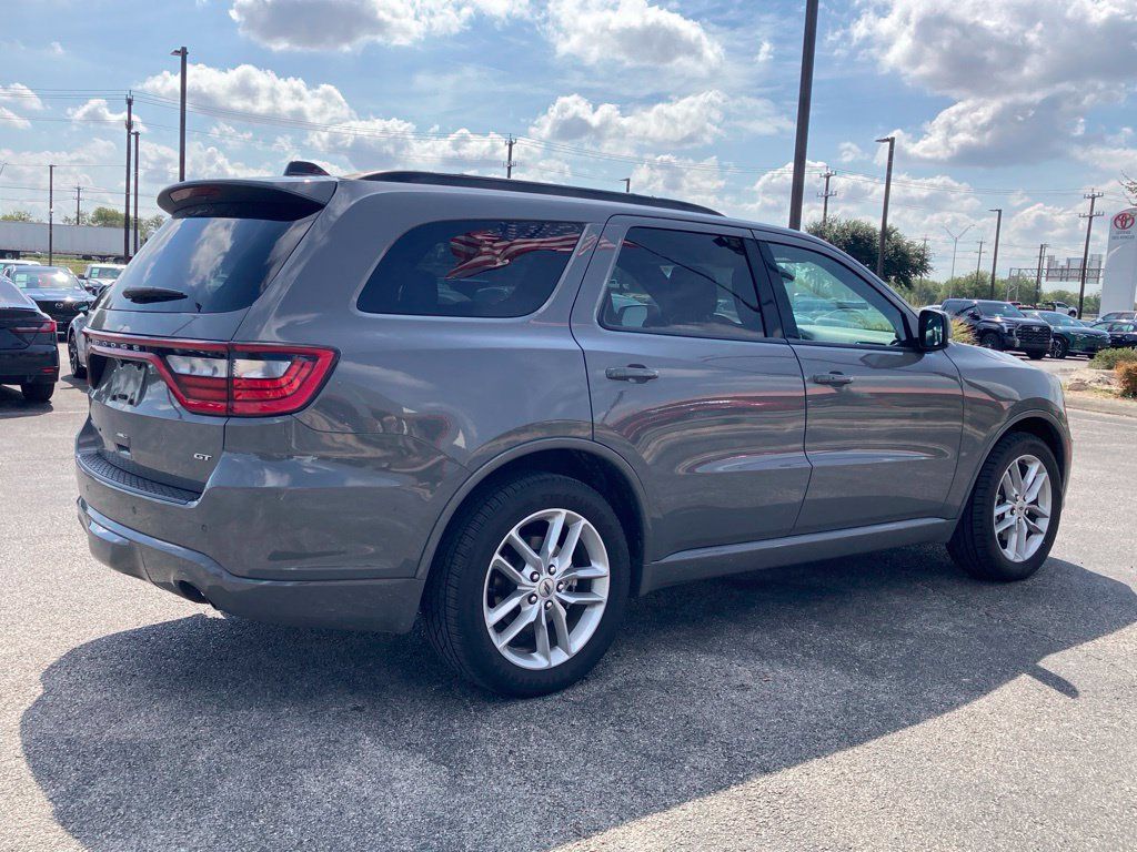 Used 2024 Dodge Durango GT RWD image 5