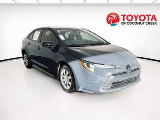 Used 2025 Toyota Corolla LE FWD video 1