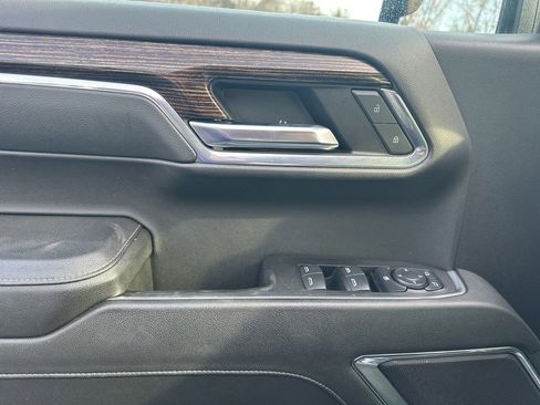 Used 2024 GMC Sierra 1500 SLE image 10