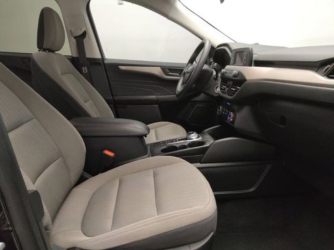Used 2021 Ford Escape S image 21