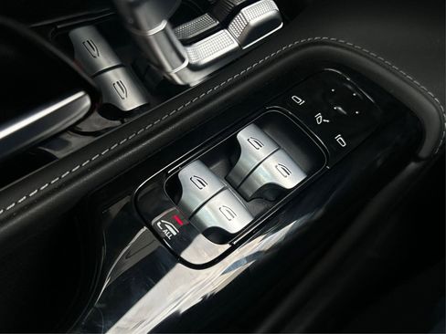 Used 2022 Mercedes-Benz SL 63 AMG SL 63 AMG image 48