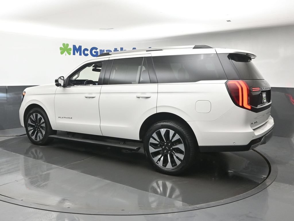 Used 2025 Ford Expedition Platinum w/ Driver's Package AWD/4WD image 29