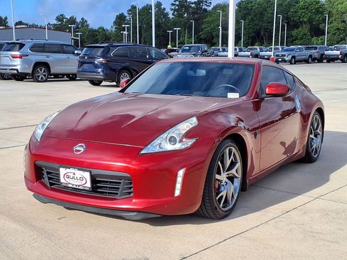 Used 2013 Nissan 370Z Touring w/ Sport Pkg RWD image 3