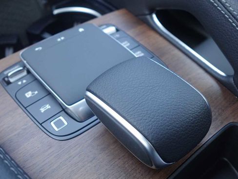 Used 2026 Mercedes-Benz GLE 350 4MATIC image 35