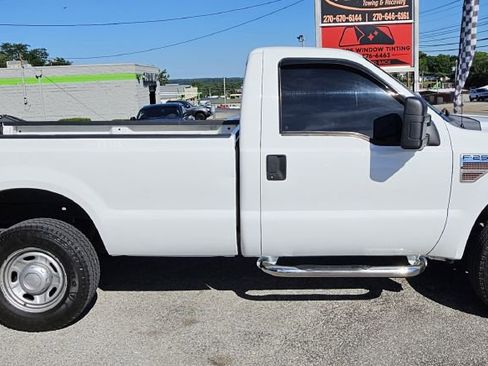 Used 2010 Ford F250 XL AWD/4WD image 8