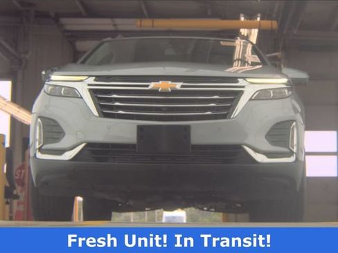 Used 2023 Chevrolet Equinox Premier AWD/4WD image 10
