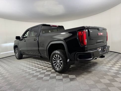 Used 2023 GMC Sierra 1500 AT4 w/ AT4 Preferred Package AWD/4WD image 9