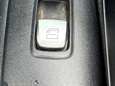 Used 2017 Mercedes-Benz Metris image 29