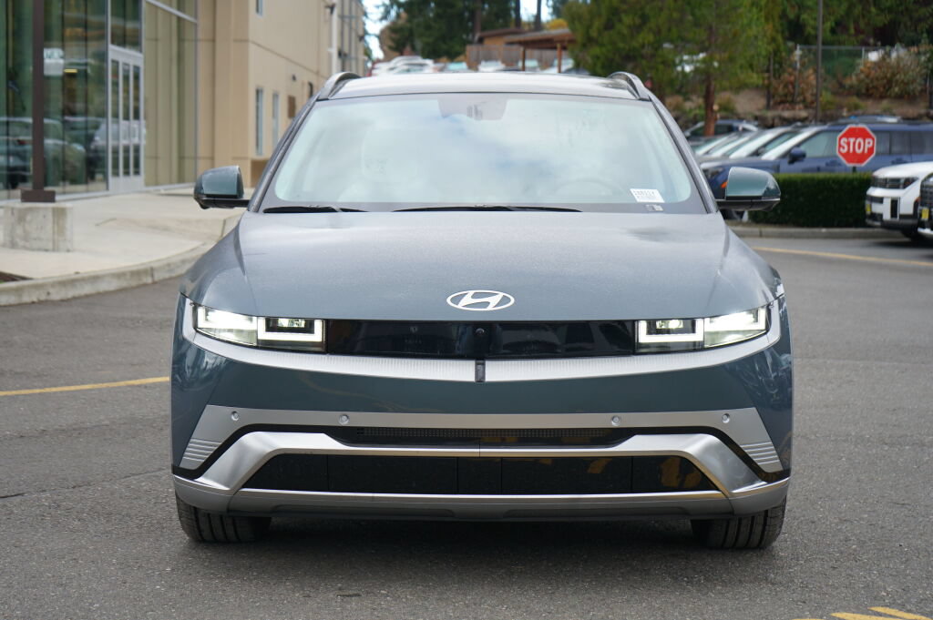 New 2027 Hyundai Ioniq 5 Limited AWD/4WD image 2
