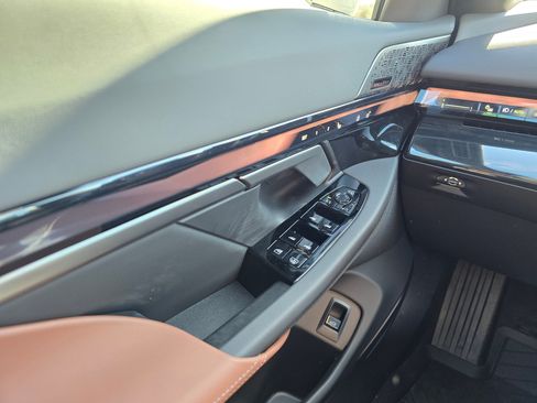 New 2026 BMW 550e xDrive w/ Executive Package AWD/4WD image 59