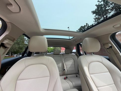 Used 2018 Mercedes-Benz GLC 300 4MATIC image 14
