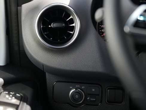 New 2025 Mercedes-Benz Sprinter 2500 image 12