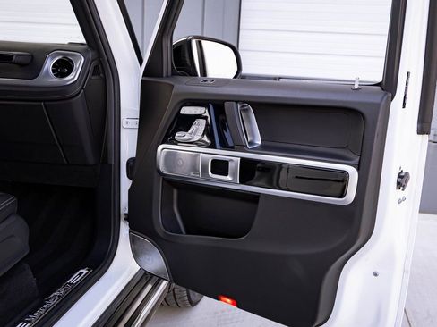 Used 2020 Mercedes-Benz G 550 image 25
