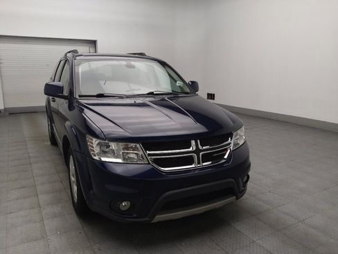 Used 2019 Dodge Journey SE w/ Connectivity Group FWD image 13