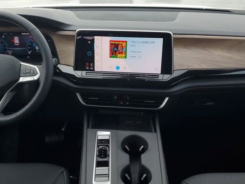 New 2026 Volkswagen Atlas SE image 25