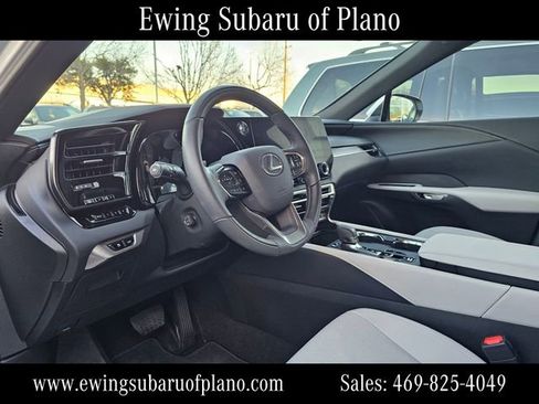 Used 2024 Lexus RX 350 Premium image 5
