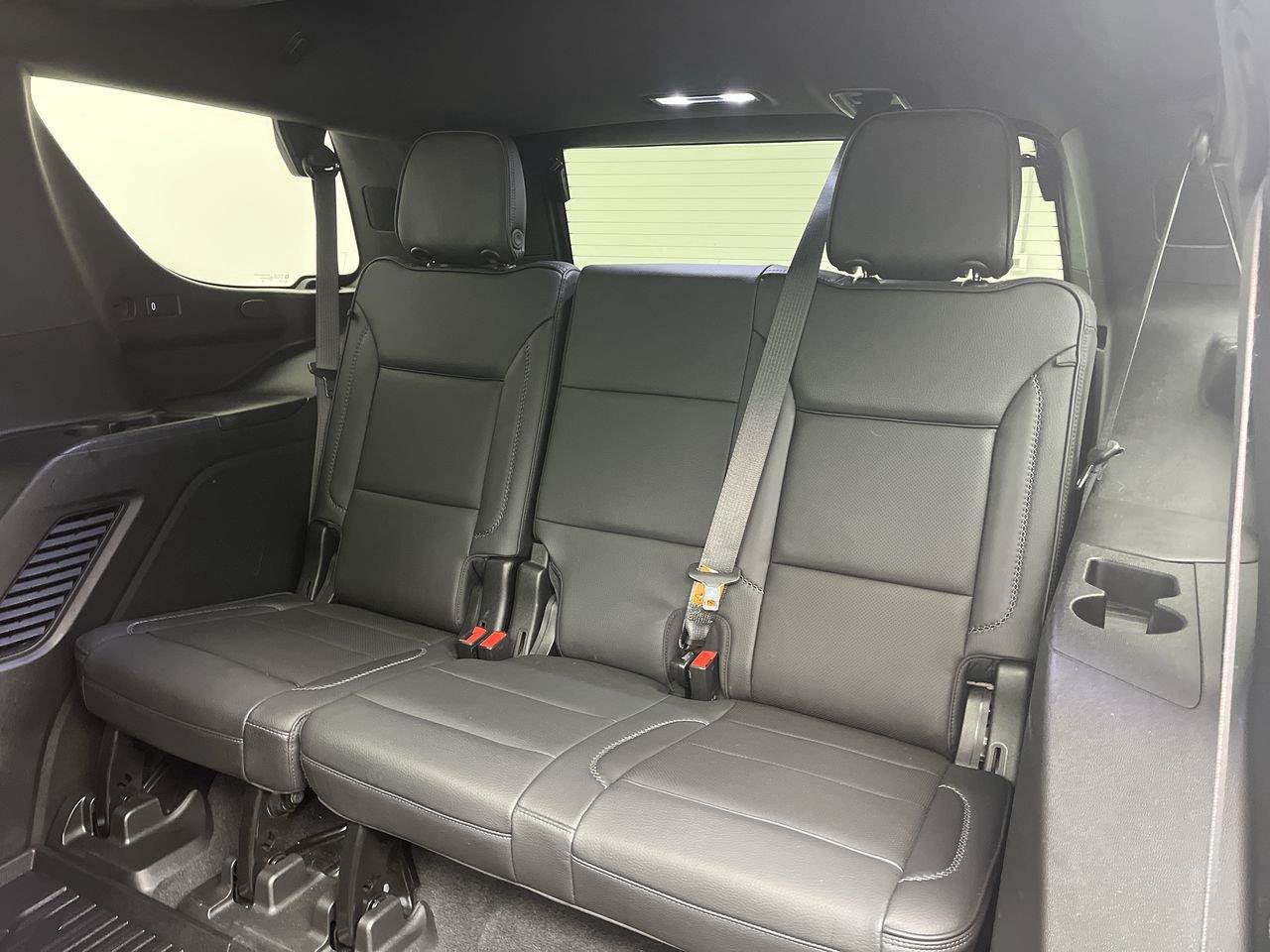 Certified 2021 GMC Yukon Denali w/ Denali Premium Package AWD/4WD image 15