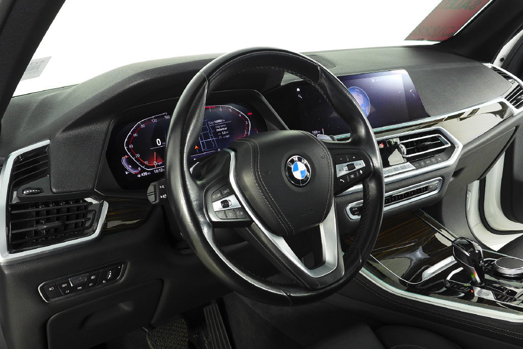 Used 2019 BMW X5 xDrive40i w/ Parking Assistance Package AWD/4WD image 31