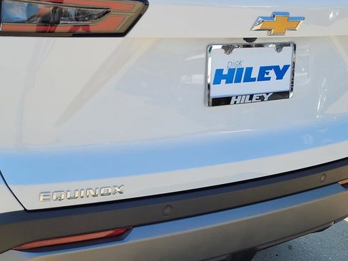 New 2026 Chevrolet Equinox LT image 4