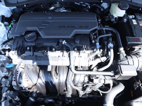 New 2026 Hyundai Kona SEL Sport FWD image 18