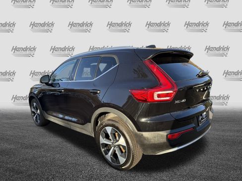 Certified 2025 Volvo XC40 B5 Core image 8