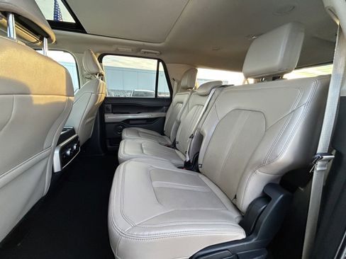 Used 2024 Ford Expedition Max Limited image 13