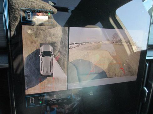 New 2026 GMC Acadia AT4 w/ Luxury Package image 19