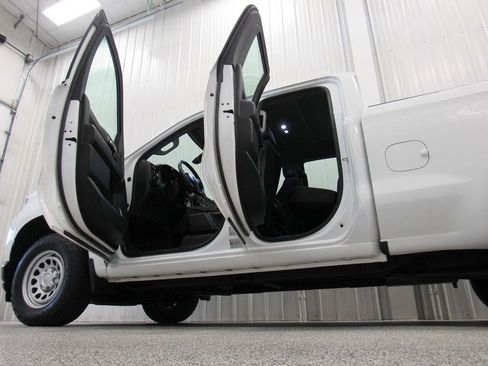 Used 2020 Chevrolet Silverado 1500 W/T w/ WT Fleet Convenience Package AWD/4WD image 16