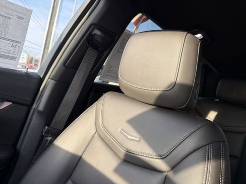 Used 2022 Cadillac XT5 Luxury image 23