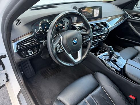 Used 2018 BMW 530i RWD image 4