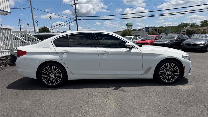 Used 2018 BMW 530i xDrive AWD/4WD image 7