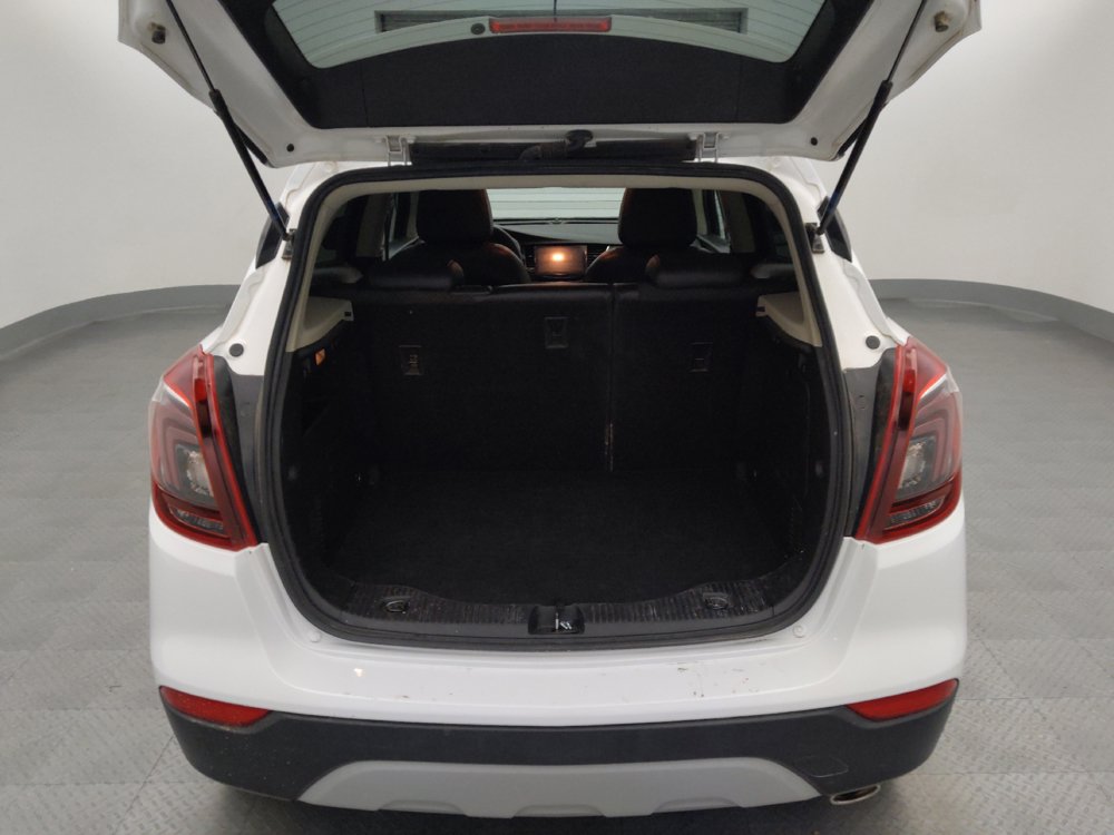 Used 2022 Buick Encore Preferred w/ Safety Package AWD/4WD image 29