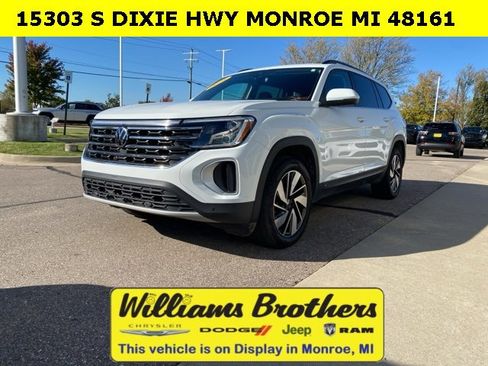 Used 2024 Volkswagen Atlas SE image 1