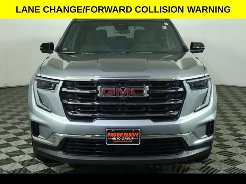 Used 2025 GMC Acadia Elevation AWD/4WD image 10