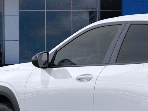 New 2026 Chevrolet Trax RS image 12