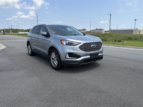 Used 2024 Ford Edge SEL AWD/4WD image 7