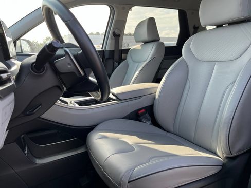 Used 2024 Hyundai Palisade SEL FWD image 8
