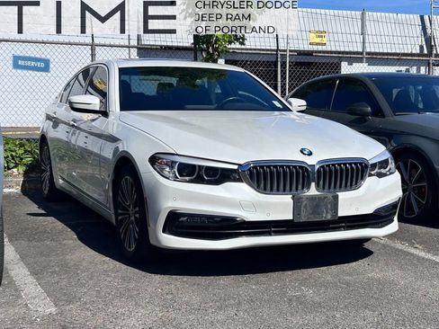 Used 2018 BMW 530e xDrive AWD/4WD image 1