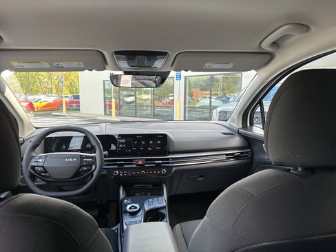 New 2026 Kia Sportage S image 23