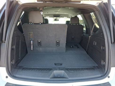 Used 2024 Chevrolet Tahoe LT AWD/4WD image 18