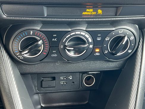 Certified 2020 Toyota Yaris LE image 20