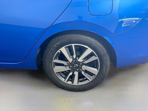 Used 2024 Nissan Versa SV FWD image 24