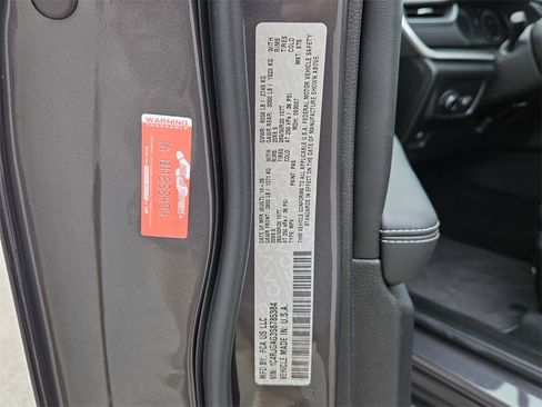 New 2025 Jeep Grand Cherokee Altitude image 16