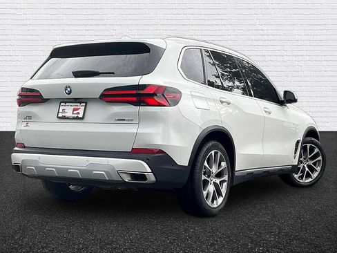 Used 2024 BMW X5 xDrive40i w/ Parking Assistance Package AWD/4WD image 6